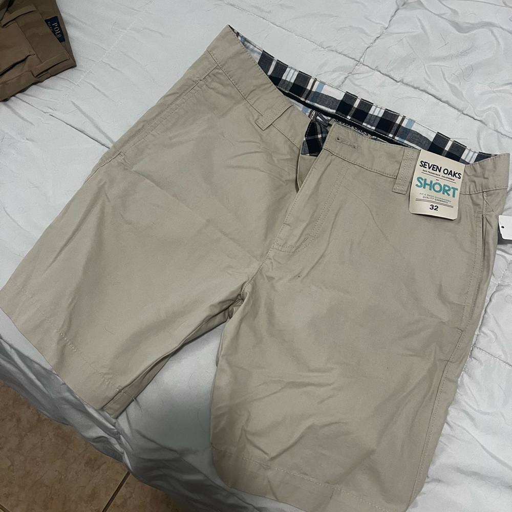 Men's Tan Shorts
